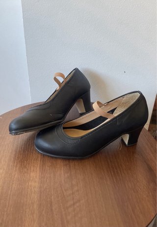 Zapatilla Flamenco Negra Tacón Niña talla 32