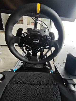 Cockpit Volante Pedales Cambio marchas+freno etc..