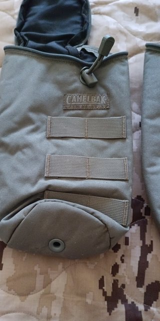2 Bolsas Camelbak Militares Verdes