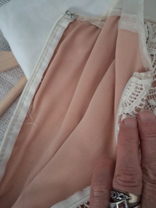 Vestido encaje Tintoretto blanco y rosa