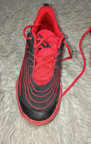 Zapatillas Baloncesto Nike Negras y Rojas