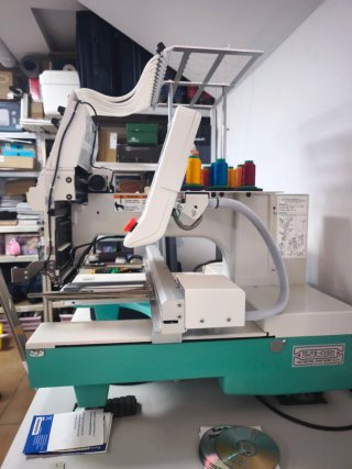 Máquina bordar Bordadora Tajima 15 Colores