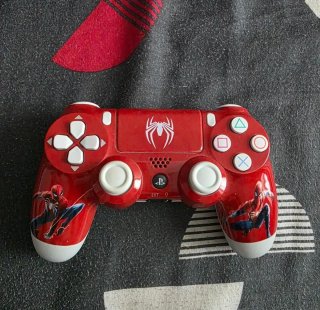 Mando PS4 Spider-Man Rojo