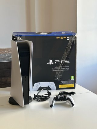 PlayStation 5 825GB – Funciona Mando y Cables