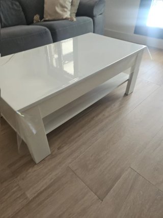 Mesa de centro elevable blanca