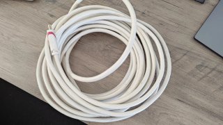 Cable HDMI 10m Blanco y Dorado