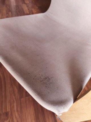 Mecedora Ikea beige y madera