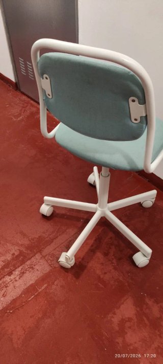 Silla de escritorio infantil color verde azulado