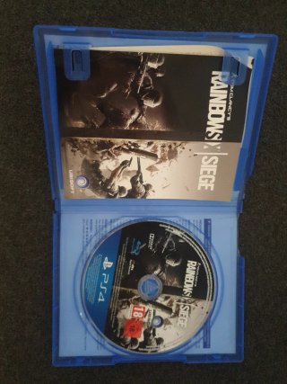 Jogo PS4 Tom Clancy's Rainbow Six Siege