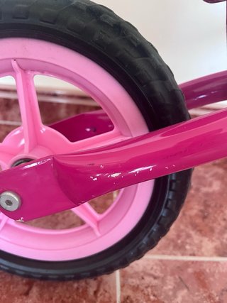 Bicicleta sin pedales rosa Chicco