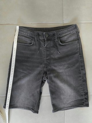 Pantalón corto vaquero H&M gris