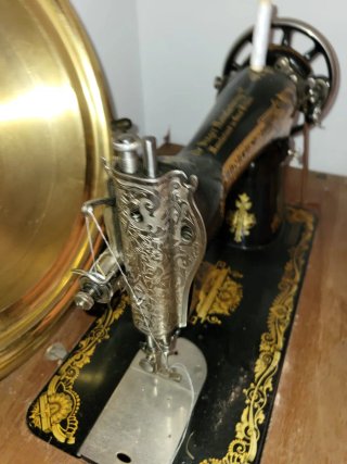 Màquina de coser Singer antigüa