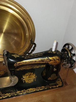 Màquina de coser Singer antigüa
