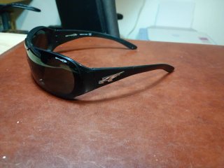 Gafas de sol Arnette negras