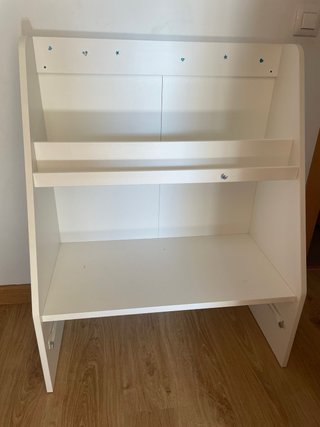 Libreria infantil ikea Bergig blanca estado usado