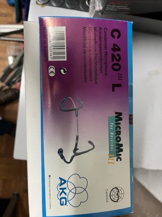 Micrófono diadema AKG negro