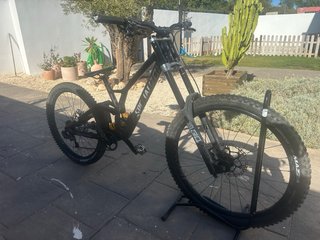 Specialized Demo DH 2022