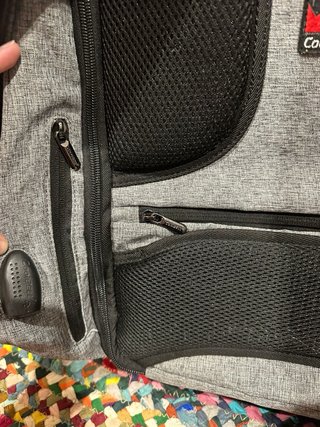 Mochila Antirrobo Gris y Negra