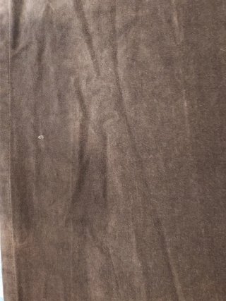 Cortinas de terciopelo marrón