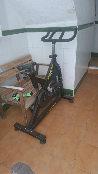 Bicicleta Spinning LEEDOKWAN GYM