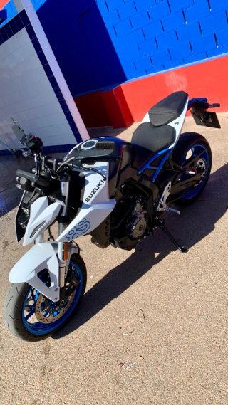 Suzuki GSX 8S Naked