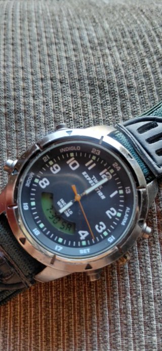 Reloj Timex Expedition INDIGLO