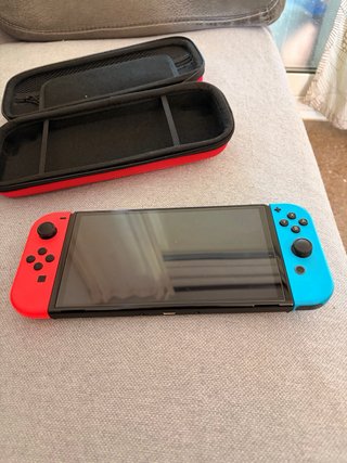 Nintendo Switch OLED + Accesorios + Juegos