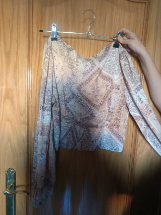 Blusa Stradivarius Estampada Étnica.