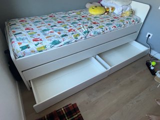 Cama nido con cajones y colchones
