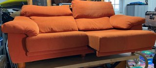Sofá 2 plazas extensible naranja