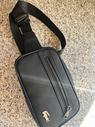 Riñonera Lacoste Negra
