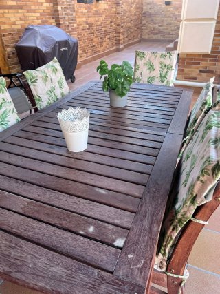 Conjunto mesa y sillas madera jardín