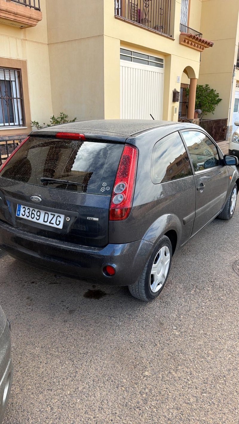Ford Fiesta 2006 - foto 1