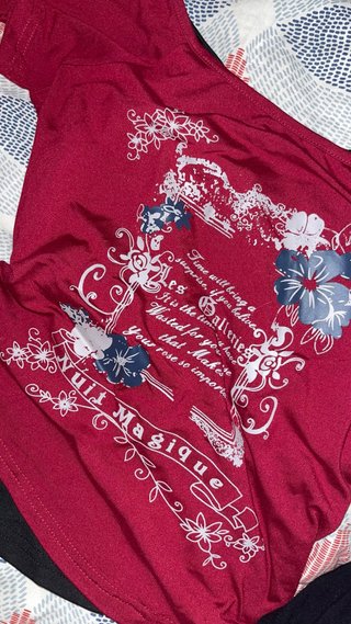 Camiseta roja y negra S o M