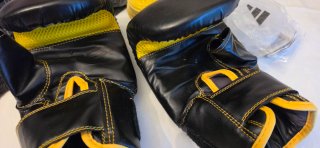 Guantes de Boxeo Brooklyn WBC Negros y Amarillos