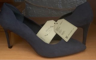Zapatos de tacón azul marino talla 41