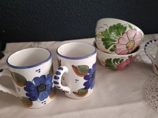 Cuenco y Tazas Cerámica Pintados a Mano