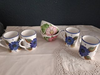 Cuenco y Tazas Cerámica Pintados a Mano
