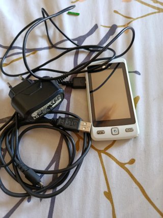 Lote móviles LG y Samsung con accesorios