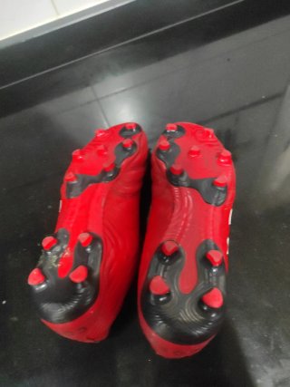 Zapatillas de fútbol Adidas Rojas