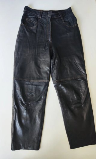 Pantalones de cuero vintage negros