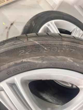Ruedas con Llantas