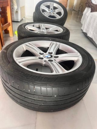 Ruedas con Llantas