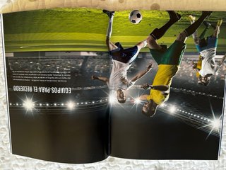 Las 100 mejores historias del fútbol : historia...