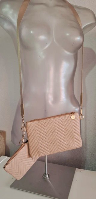 Bolso y monedero beige acolchado