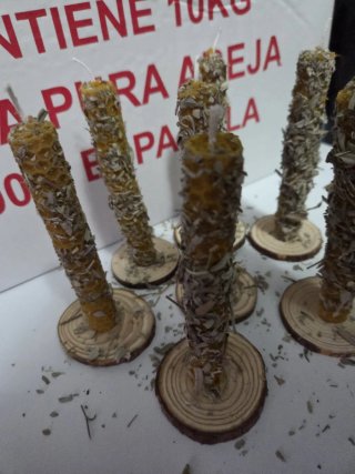 7 Velas cera de abeja con Salvia