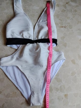 Bañador blanco y negro talla M