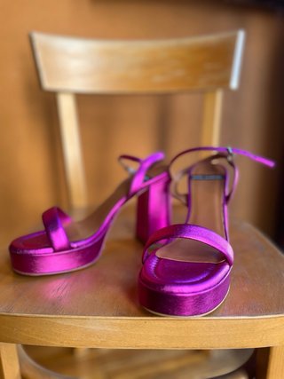 Sandalias fiesta fucsia metalizado Ángel Alarcón