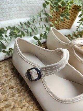 Merceditas Tabi Beige 38