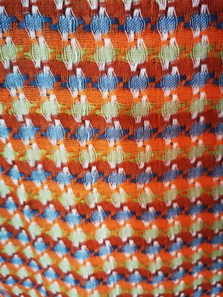 Pasmina naranja con cuadros